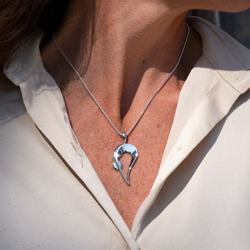 Inner Balance Pendant Catherine Best Dev