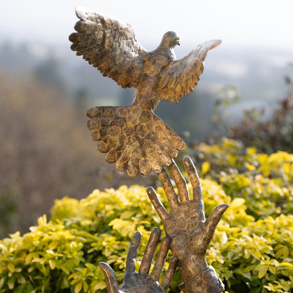 Set Free Sculpture Catherine Best Dev 